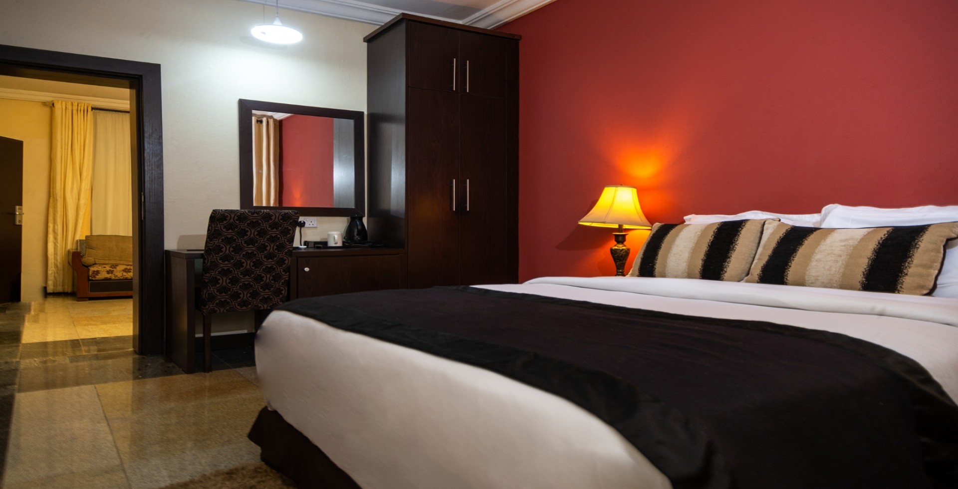 MINI SUITE